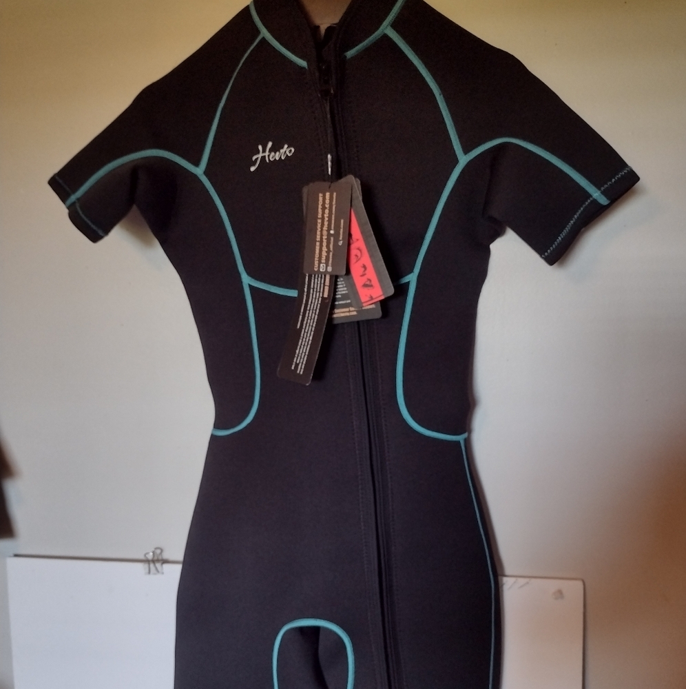 Hevto Wet Suit Mens XS New
